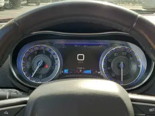 Chrysler 300 2016 AWD Limited 4dr Sedán