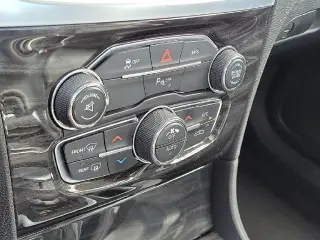 Chrysler 300 2016 AWD Limited 4dr Sedán