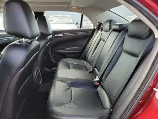 Chrysler 300 2016 AWD Limited 4dr Sedán