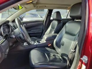 Chrysler 300 2016 AWD Limited 4dr Sedán