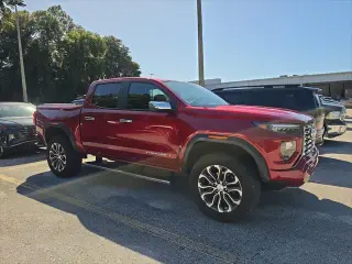 GMC Canyon 2023 4x4 Denali 4dr Crew Cab 5 ft. SB