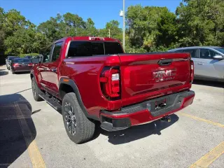 GMC Canyon 2023 4x4 Denali 4dr Crew Cab 5 ft. SB