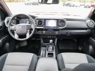 Toyota Tacoma 2022 4x4 TRD Sport 4dr Double Cab 5.0 ft SB 6A