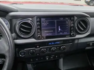 Toyota Tacoma 2022 4x4 TRD Sport 4dr Double Cab 5.0 ft SB 6A