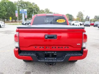 Toyota Tacoma 2022 4x4 TRD Sport 4dr Double Cab 5.0 ft SB 6A