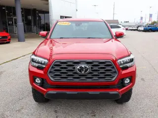 Toyota Tacoma 2022 4x4 TRD Sport 4dr Double Cab 5.0 ft SB 6A