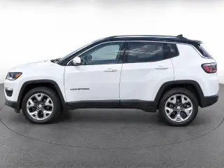 Jeep Compass 2017 4x4 Limited 4dr SUV (lanzamiento a mitad de año)