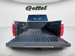 Toyota Tacoma 2024 4x2 SR5 4pt Cabina Doble 5.0 ft SB