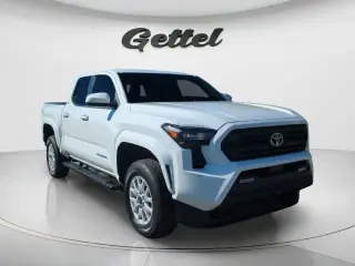 Toyota Tacoma 2024 4x2 SR5 4pt Cabina Doble 5.0 ft SB