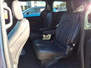 Chrysler Pacifica 2025 Select 4dr Mini-Van