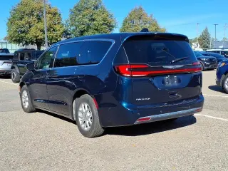 Chrysler Pacifica 2025 Select 4dr Mini-Van