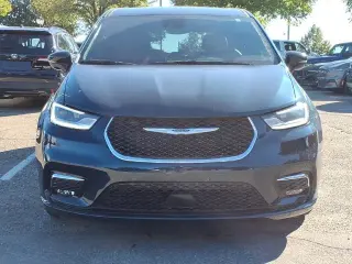 Chrysler Pacifica 2025 Select 4dr Mini-Van
