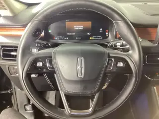 Lincoln Aviator 2023 AWD Reserve 4dr SUV