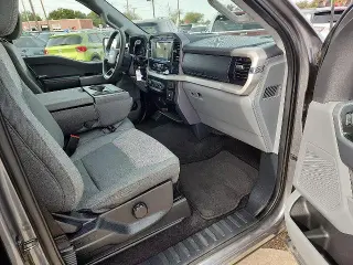 Ford F-150 2023 4x2 XLT 4 puertas SuperCrew 5.5 ft. SB