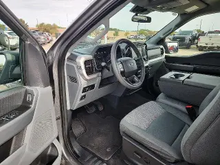 Ford F-150 2023 4x2 XLT 4 puertas SuperCrew 5.5 ft. SB