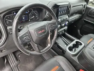 GMC Sierra 1500 2021 4x4 AT4 Cabina Crew Cab de 4 puertas 5.8 pies. SB