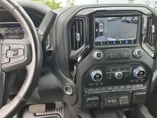GMC Sierra 1500 2021 4x4 AT4 Cabina Crew Cab de 4 puertas 5.8 pies. SB