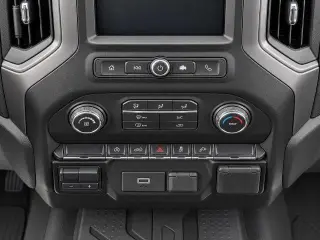 Chevrolet Silverado 1500 2020 4x4 Custom 4dr Crew Cab 5.8 ft. SB