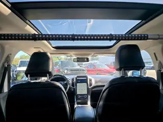 Ford Edge 2023 AWD Titanium 4dr Crossover