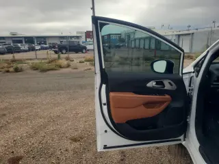 Chrysler Pacifica 2026 AWD Pinnacle 4dr Mini-Van