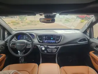 Chrysler Pacifica 2026 AWD Pinnacle 4dr Mini-Van