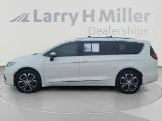 Chrysler Pacifica 2026 AWD Pinnacle 4dr Mini-Van