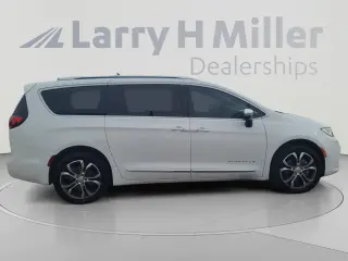 Chrysler Pacifica 2026 AWD Pinnacle 4dr Mini-Van