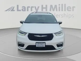 Chrysler Pacifica 2026 AWD Pinnacle 4dr Mini-Van