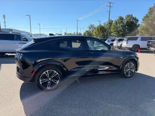 Ford Mustang Mach-E 2023 AWD Premium 4dr SUV