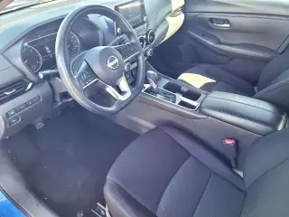 Nissan Sentra 2024 SV Sedán de 4 puertas