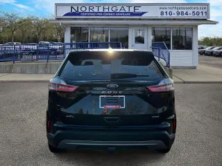 Ford Edge 2024 con tracción en las ruedas AWD SEL de cuatro puertas SUV