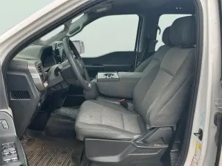 Ford F-150 2024 4x4 XL 4dr SuperCrew 5.5 ft. SB