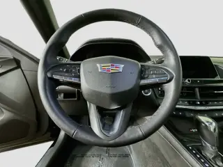 Cadillac CT4 2022 Premium Luxury 4dr Sedán