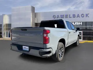 Chevrolet Silverado 1500 2024 4x2 Custom 4dr Crew Cab 5.8 ft. SB