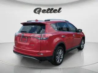 Toyota RAV4 2017 Limited 4dr SUV