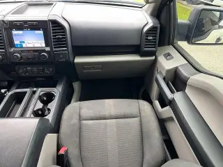 Ford F-150 2019 4x4 XL 4dr SuperCrew 5.5 ft. SB