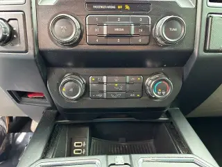 Ford F-150 2019 4x4 XL 4dr SuperCrew 5.5 ft. SB