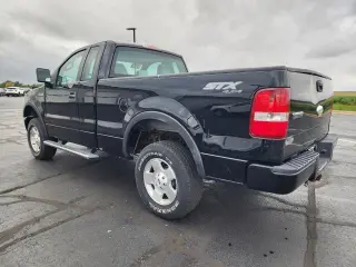Ford F-150 2007 XL 2dr Regular Cab 4x4 Styleside 6.5 ft. SB