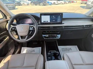 Lincoln Corsair 2023 Estándar 4puertas SUV