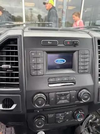 Ford F-150 2018 4x2 XL 2dr Regular Cab 6.5 ft. SB