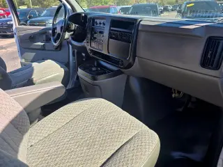 Chevrolet Express 2006 2500 3dr Van
