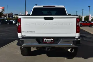 Chevrolet Silverado 2500HD 2021 4x4 Camioneta de Trabajo 4dr Cabina Crew SB