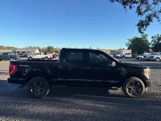 Ford F-150 2023 4x4 XLT 4dr SuperCrew 5.5 ft. SB