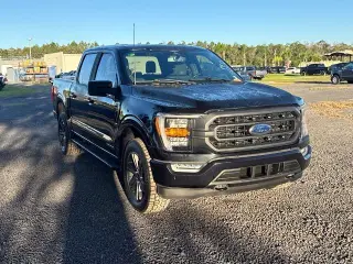 Ford F-150 2023 4x4 XLT 4dr SuperCrew 5.5 ft. SB