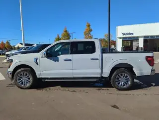 Ford F-150 2024 4x4 XLT 4puertas SuperCrew 5.5 pies SB
