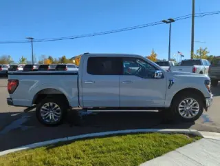 Ford F-150 2024 4x4 XLT 4puertas SuperCrew 5.5 pies SB