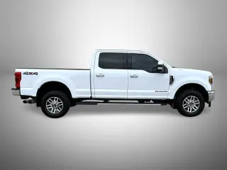 Ford F-350 Super Duty 2019 4x4 Lariat 4dr Crew Cab 6.8 ft. SB SRW Pickup