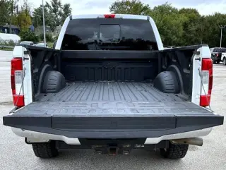 Ford F-350 Super Duty 2019 4x4 Lariat 4dr Crew Cab 6.8 ft. SB SRW Pickup