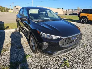 Ford Escape 2023 AWD Active 4dr SUV