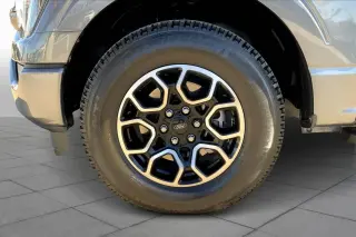 Ford F-150 2023 4x2 XL 4dr SuperCrew 6.5 ft. SB